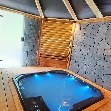 Apartmán - Krol Gor - *